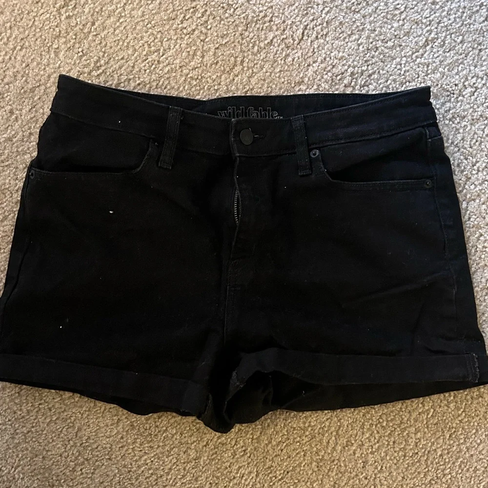 Wild Fable Black Cuffed High Rise Shorts - Picture 3 of 3
